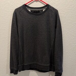 Men's grey sweatshirt